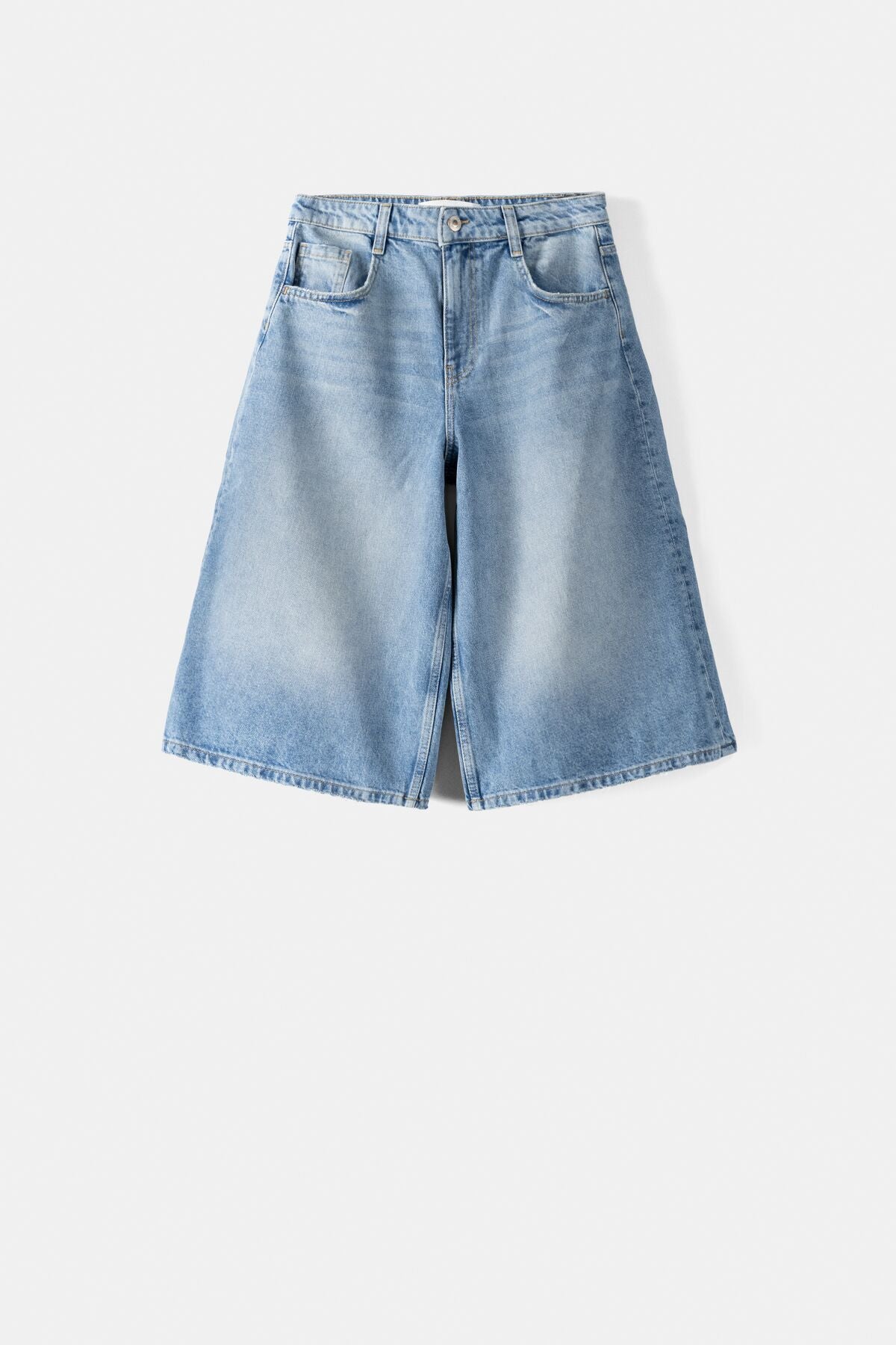شورت Bershka لون أزرق