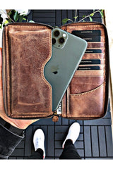 محفظة WATCHOFROYAL لون بني