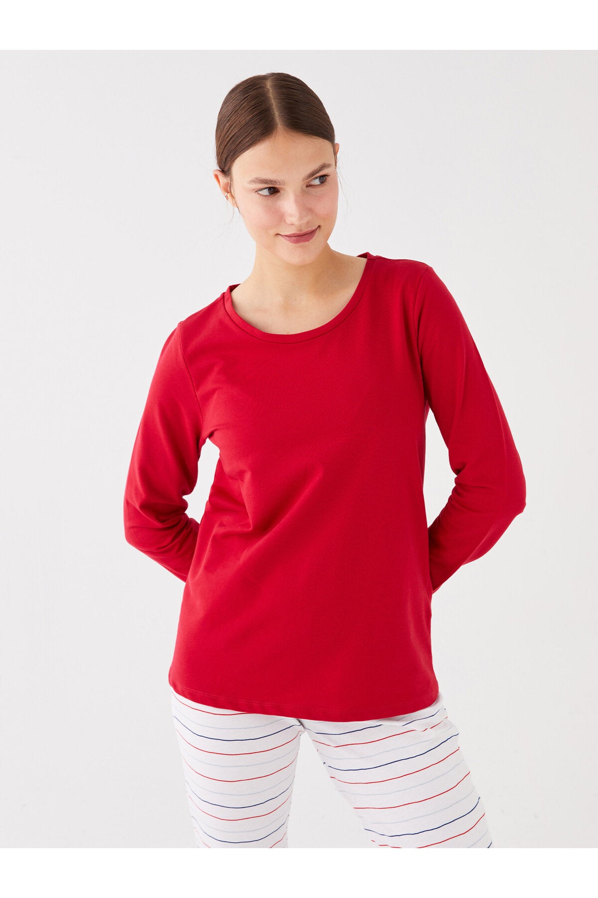 طقم بيجاما LC Waikiki لون أبيض