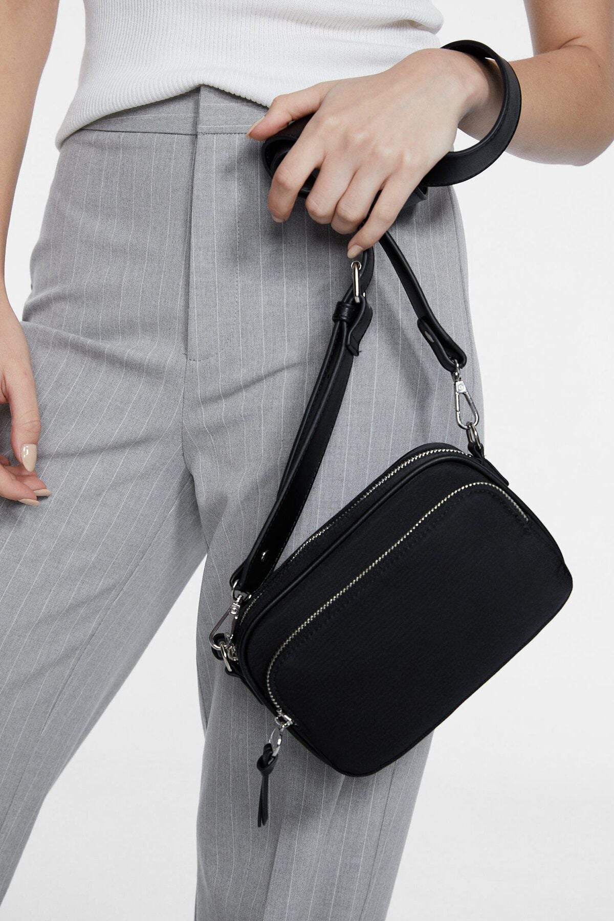 حقيبة كتف Stradivarius لون أسود