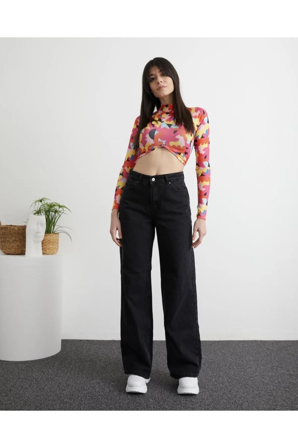 جينز Livik لون أسود