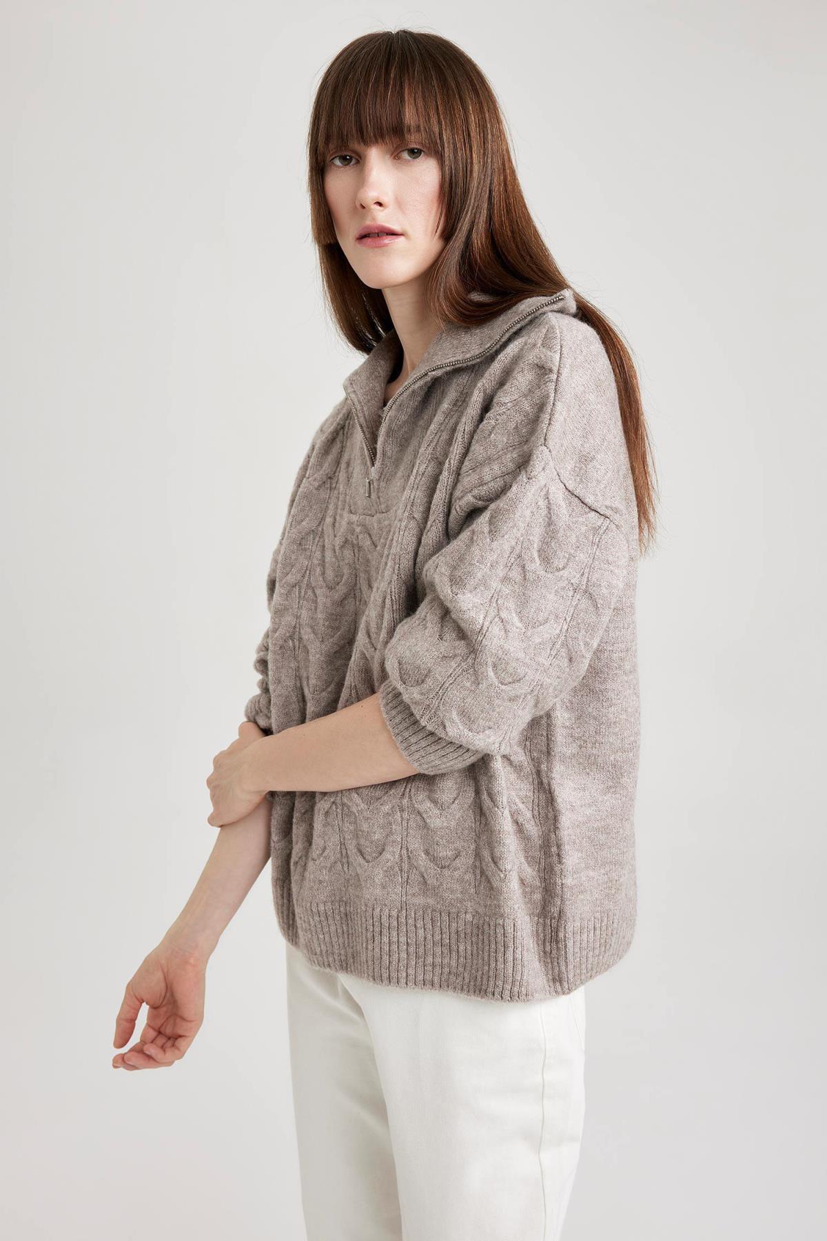 كنزة Defacto لون رمادي