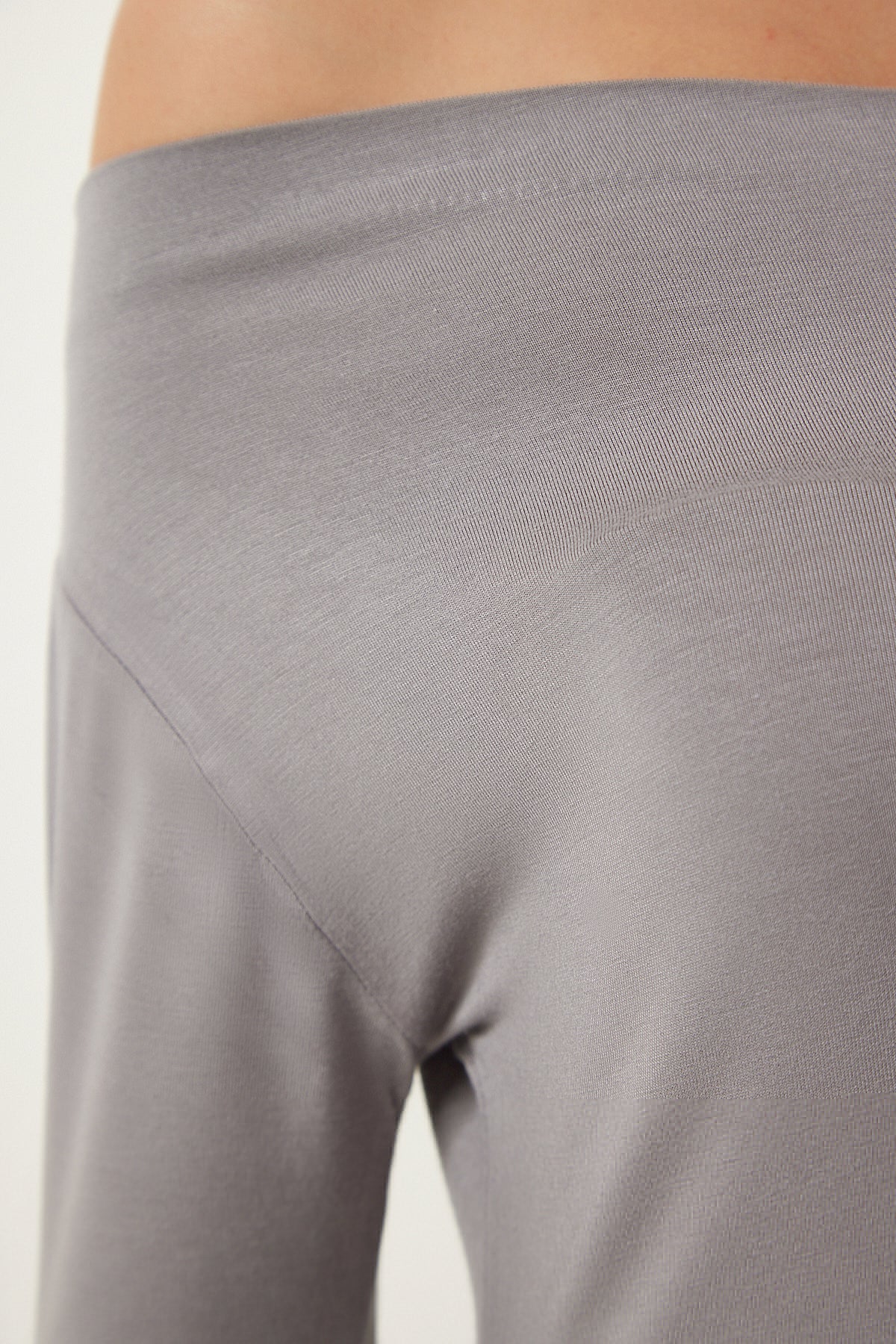 بلوزة Happiness İstanbul لون رمادي