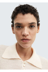 كنزة MANGO لون بيج فاتح