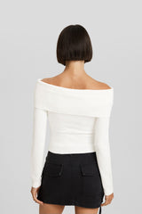 كنزة Bershka لون بيج