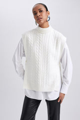 كنزة بدون أكمام Defacto لون بيج فاتح