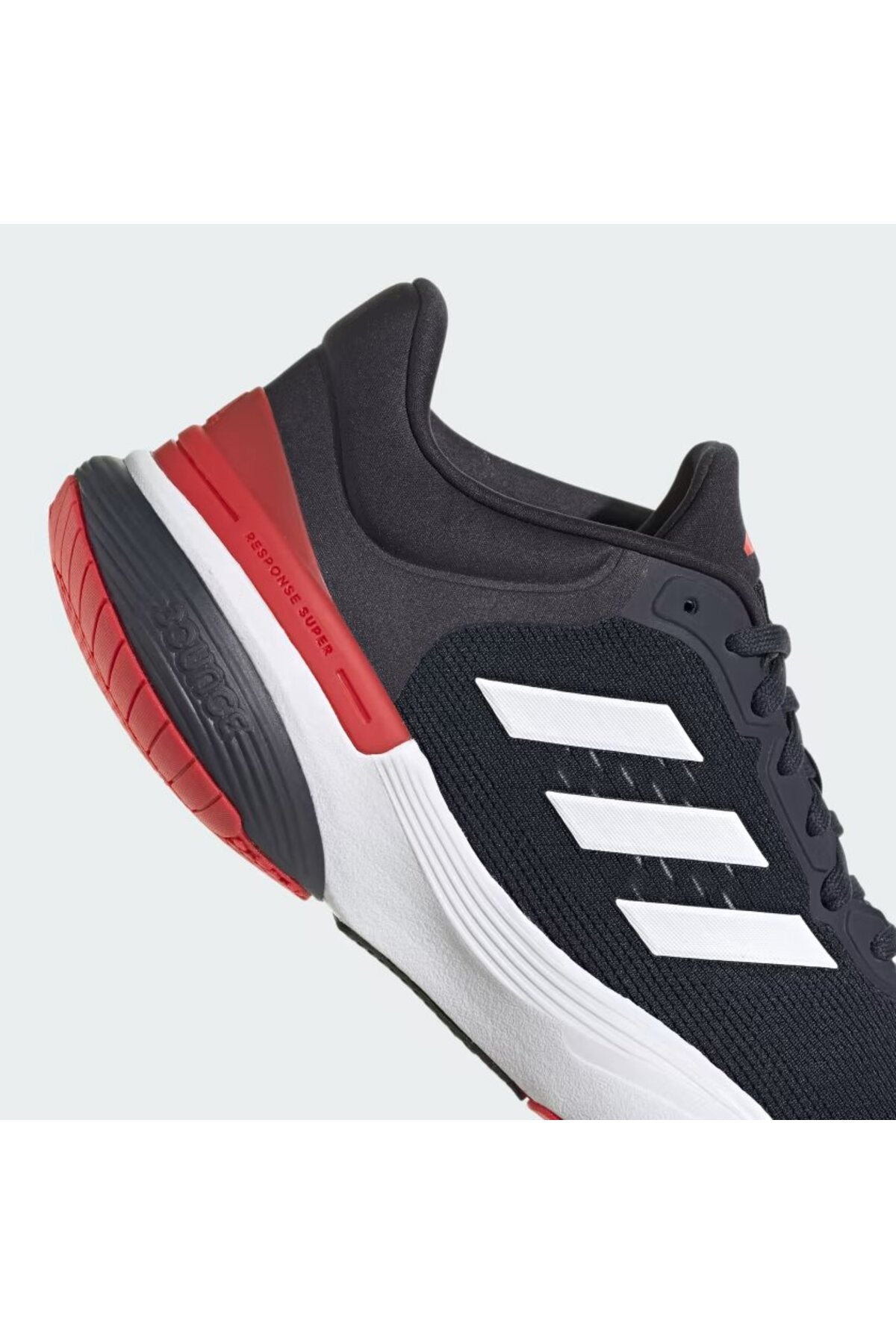 حذاء الجري adidas لون أزرق