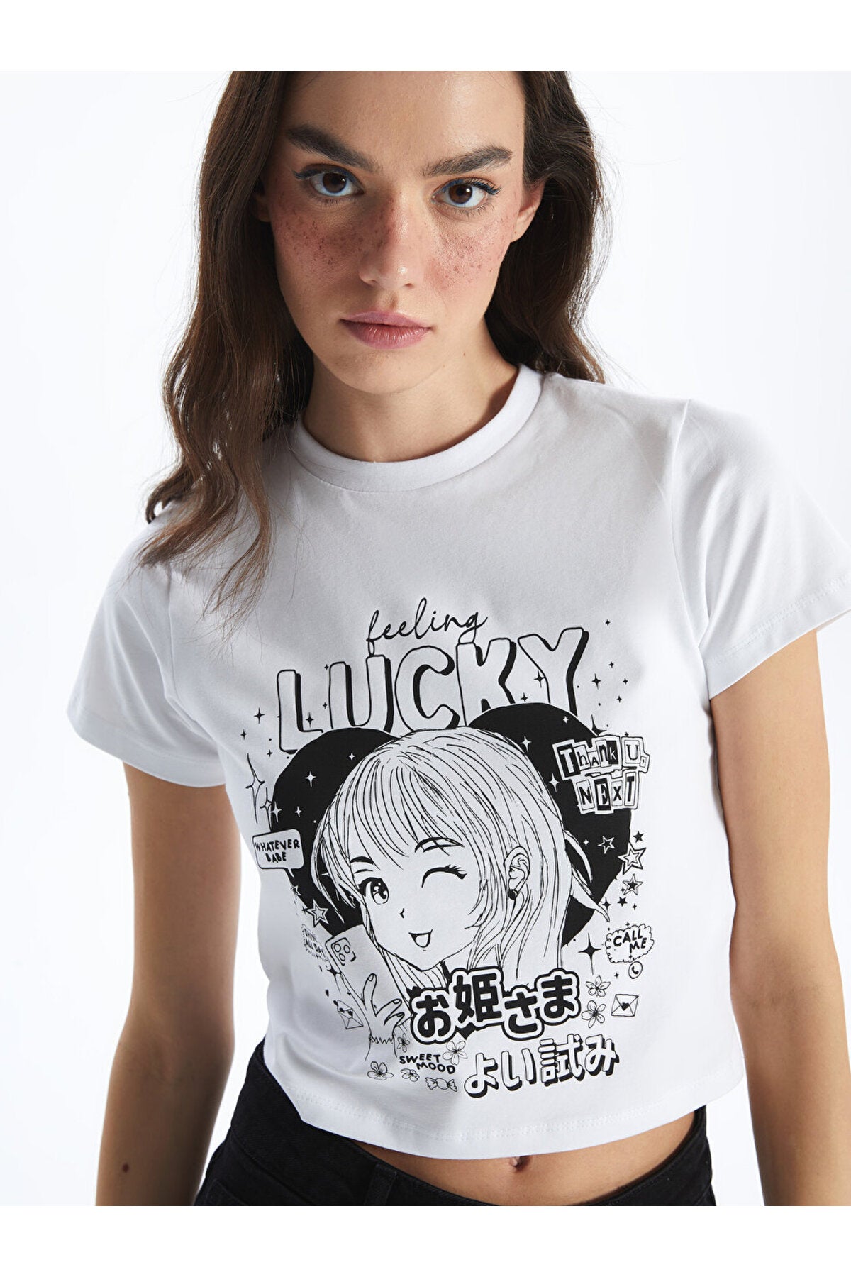 كنزة بدون أكمام LC Waikiki لون بيج فاتح