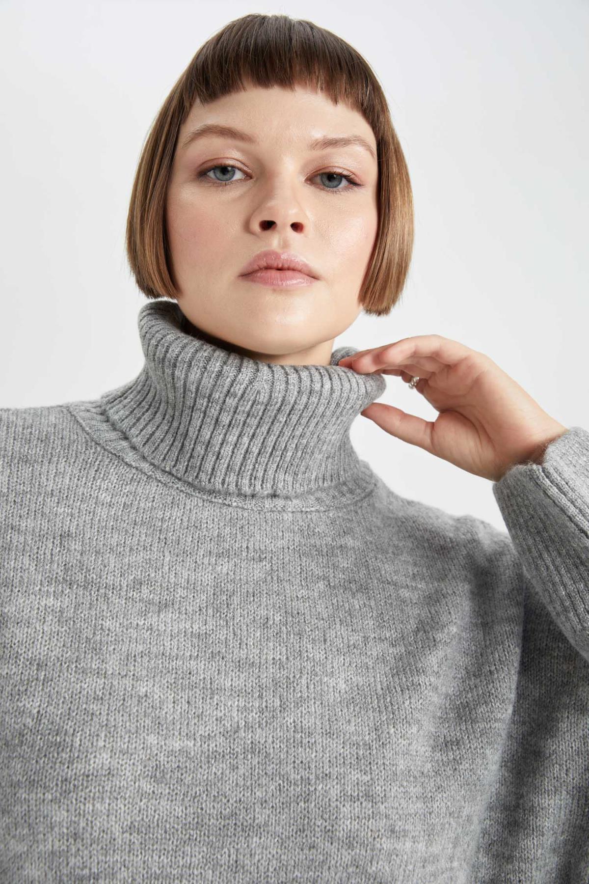 كنزة Defacto لون رمادي