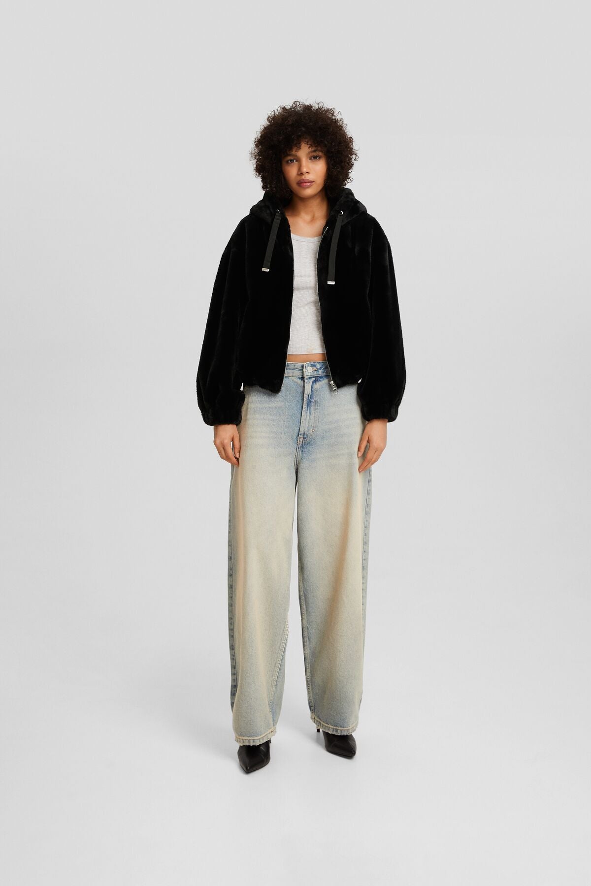 جاكيت Bershka لون أسود