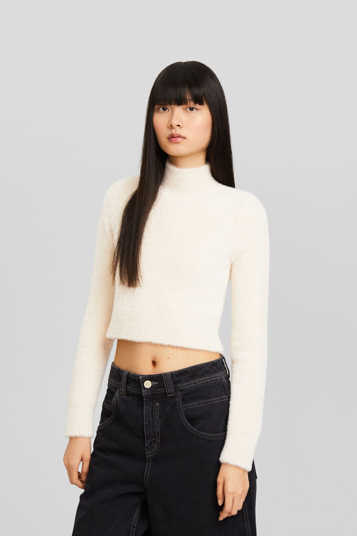 كنزة Bershka لون بيج