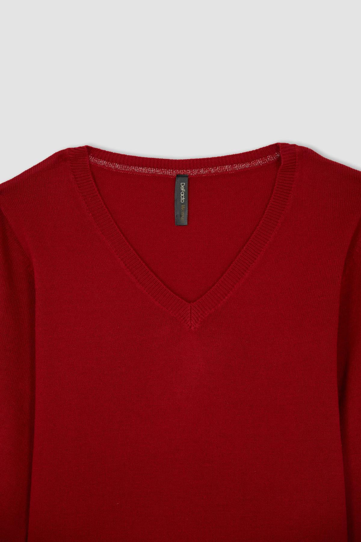 كنزة Defacto لون أحمر