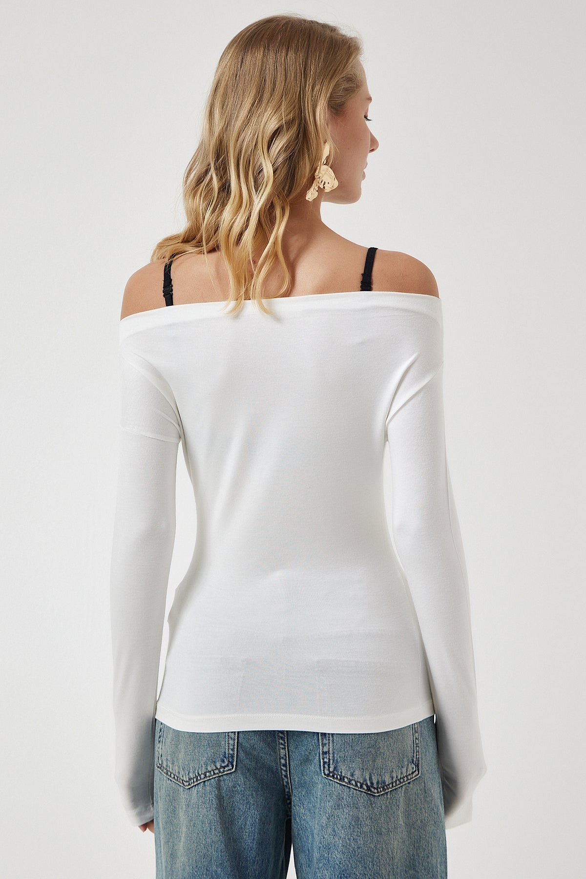 بلوزة Happiness İstanbul لون أبيض