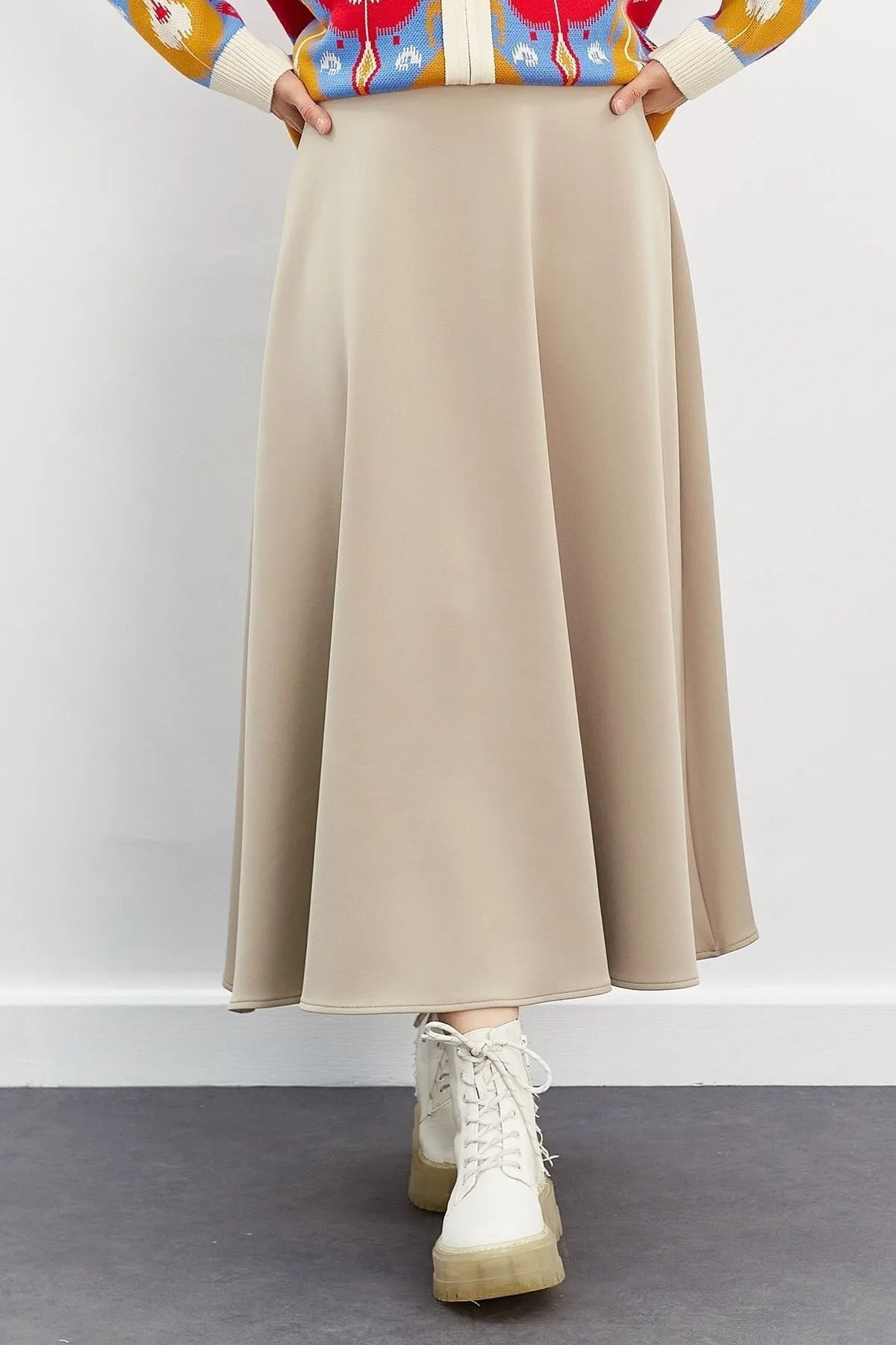 تنورة CNG MODA لون بني