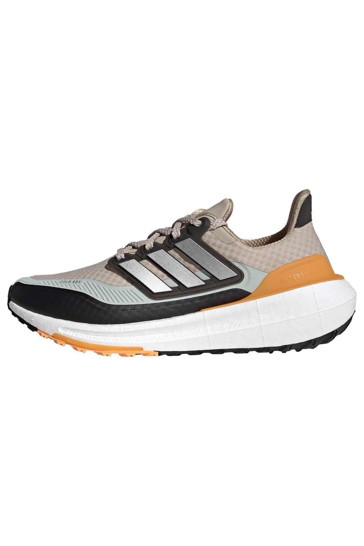 حذاء الجري adidas لون غني بالألوان