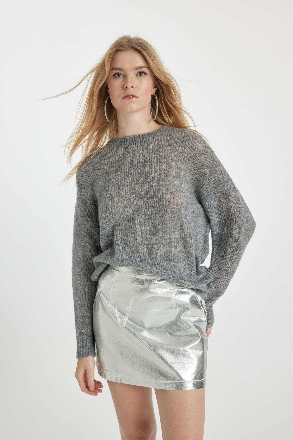 كنزة Defacto لون رمادي