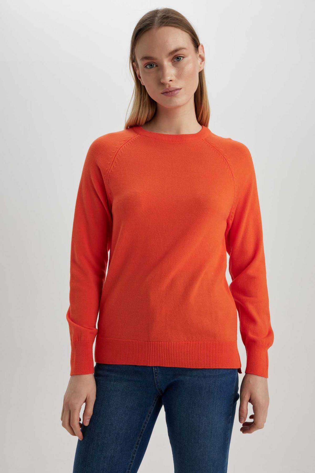 كنزة Defacto لون برتقالي