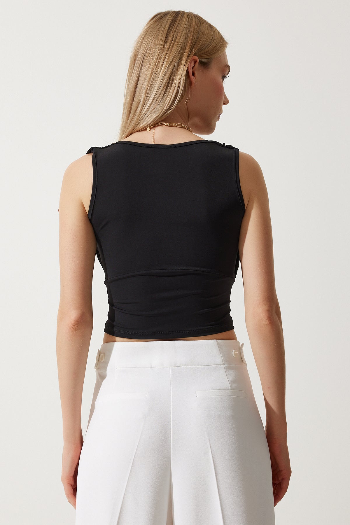 بلوزة Happiness İstanbul لون أسود