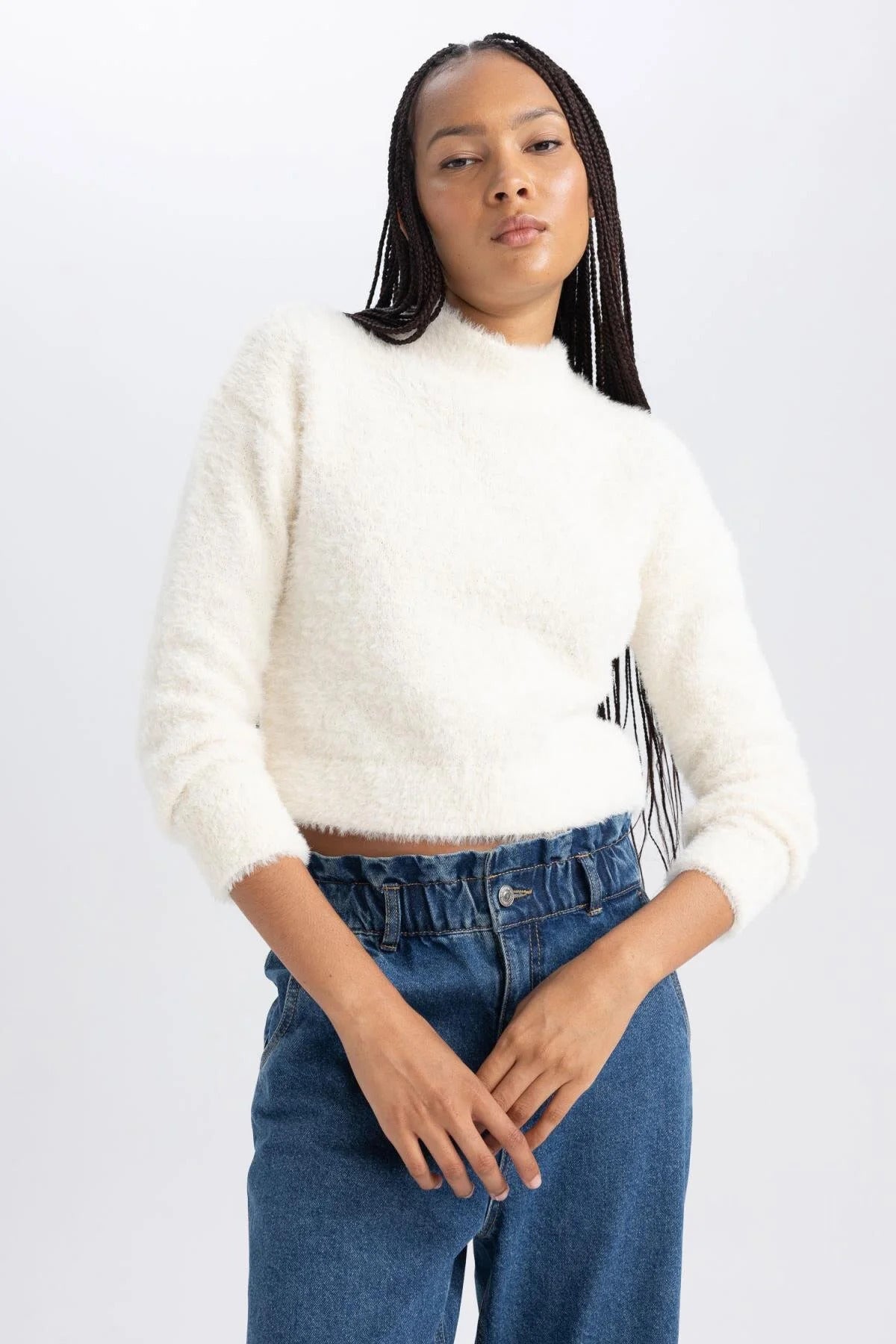 كنزة Defacto لون بيج فاتح