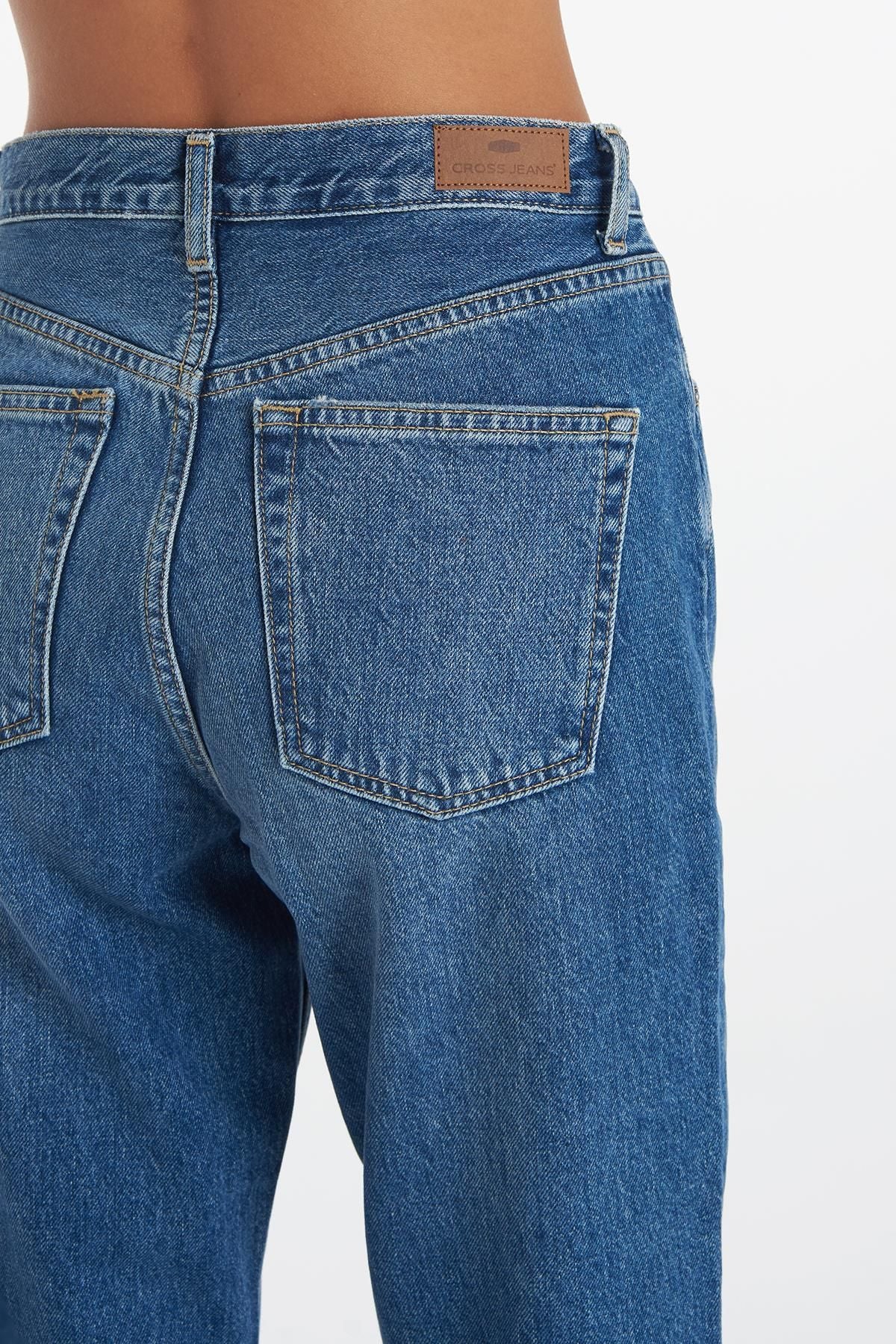 جينز CROSS JEANS لون برتقالي