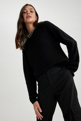 كنزة Defacto لون أسود