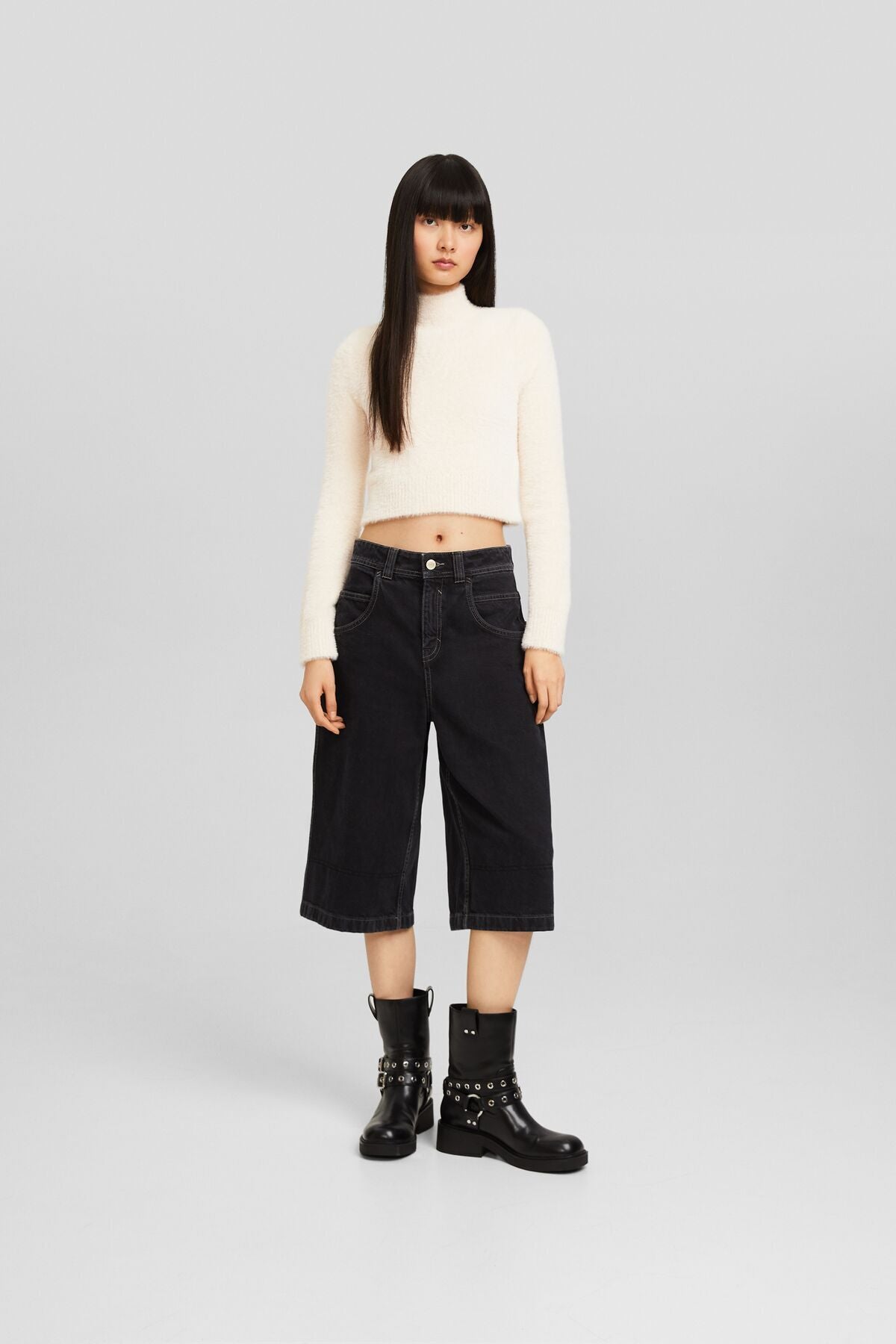 كنزة Bershka لون بيج