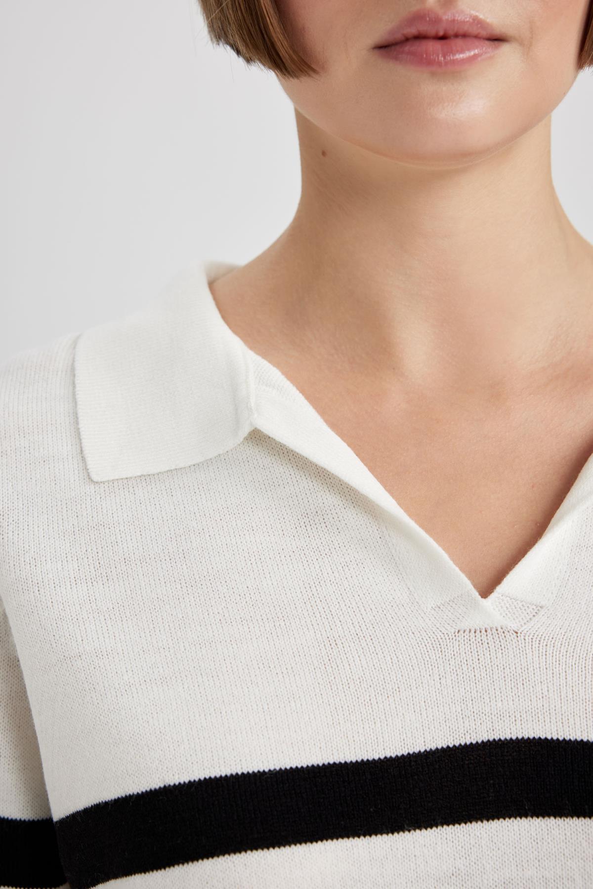 كنزة Defacto لون بيج فاتح