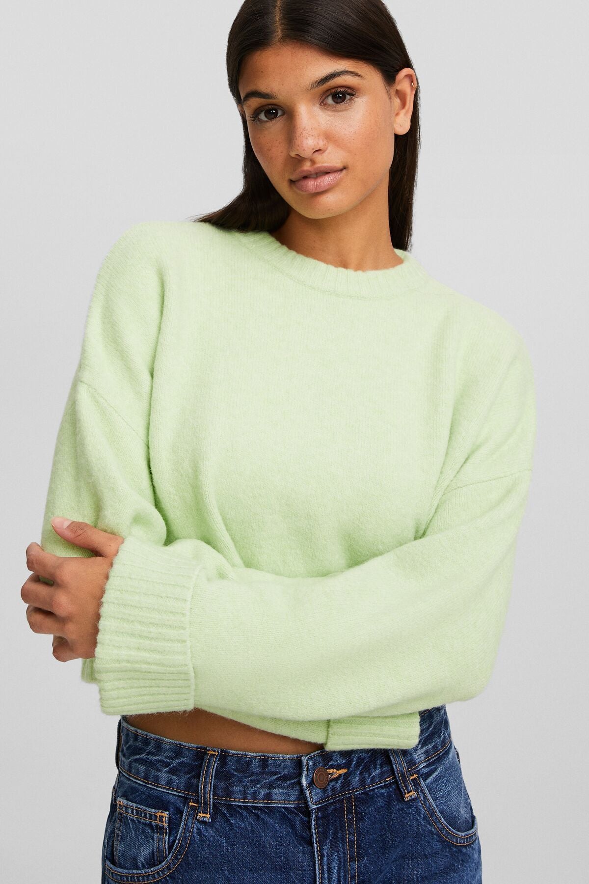 كنزة Bershka لون أخضر