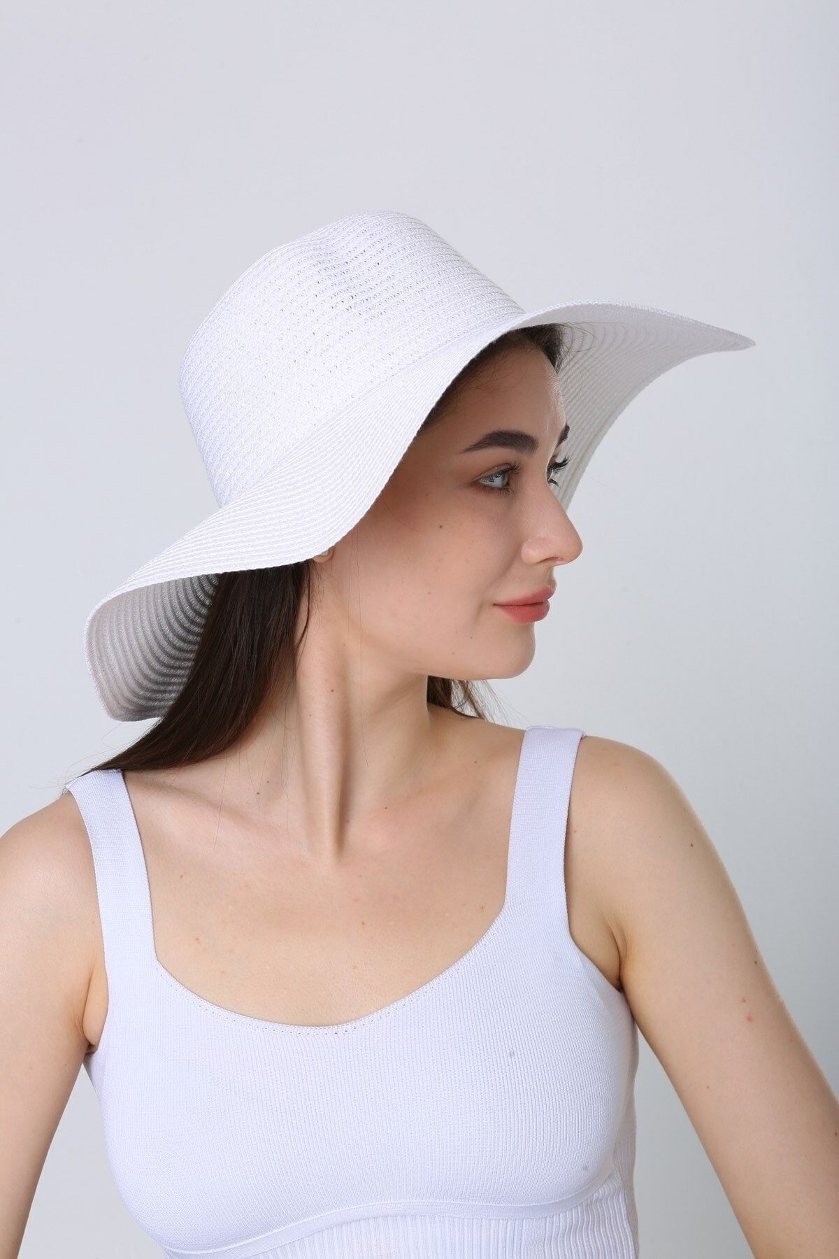 قبعة Luminos Butik لون أبيض