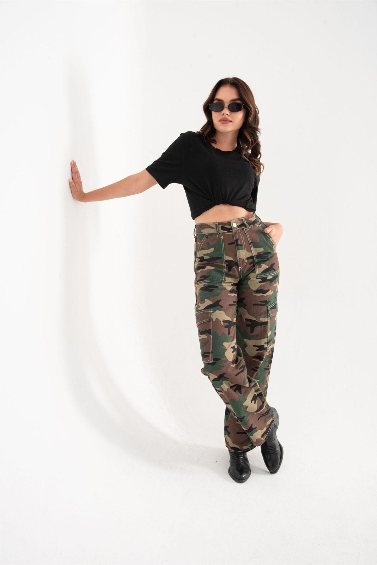 جينز Darkly Jeans لون بني