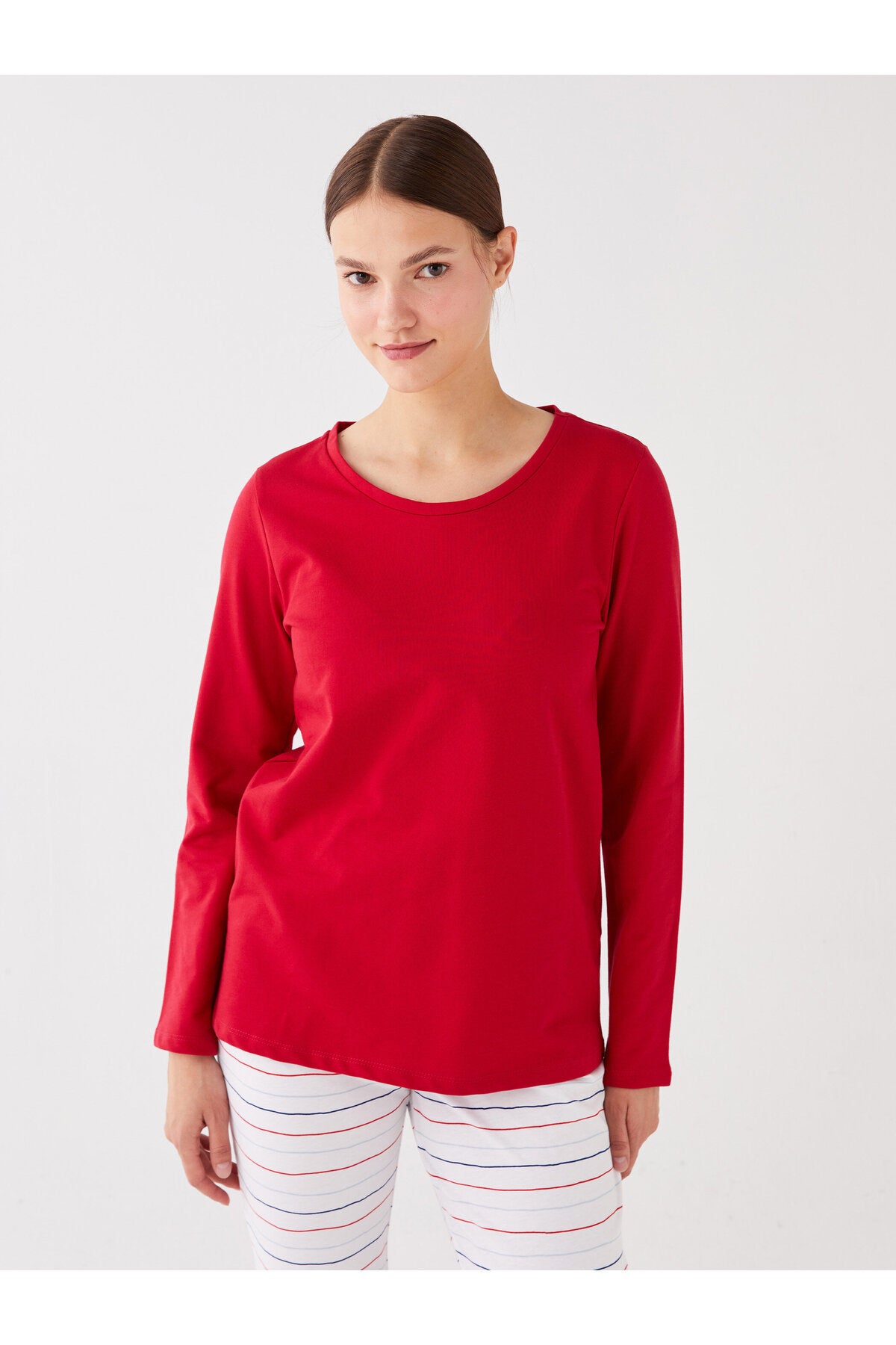 طقم بيجاما LC Waikiki لون أبيض