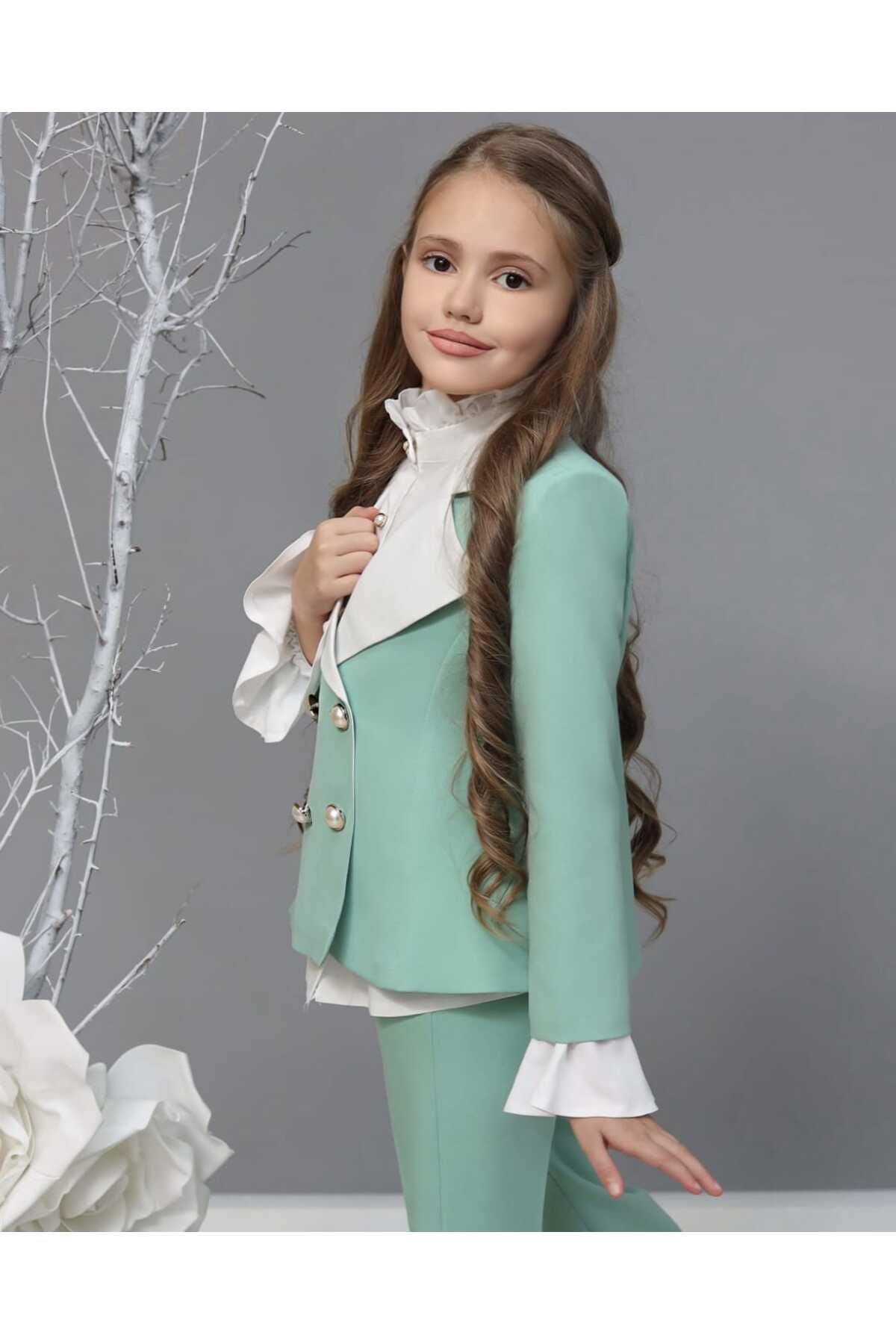 بدلة By Feyza Kids Collection لون أخضر