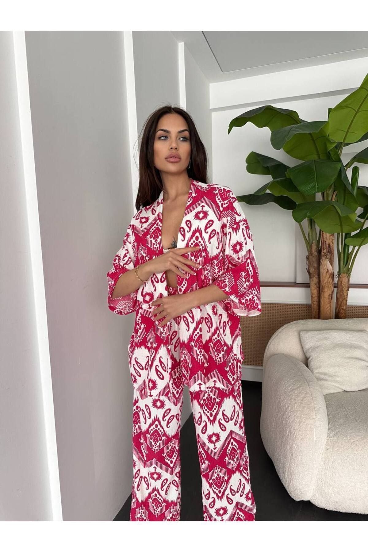 طقم DEEFWEAR لون زهري