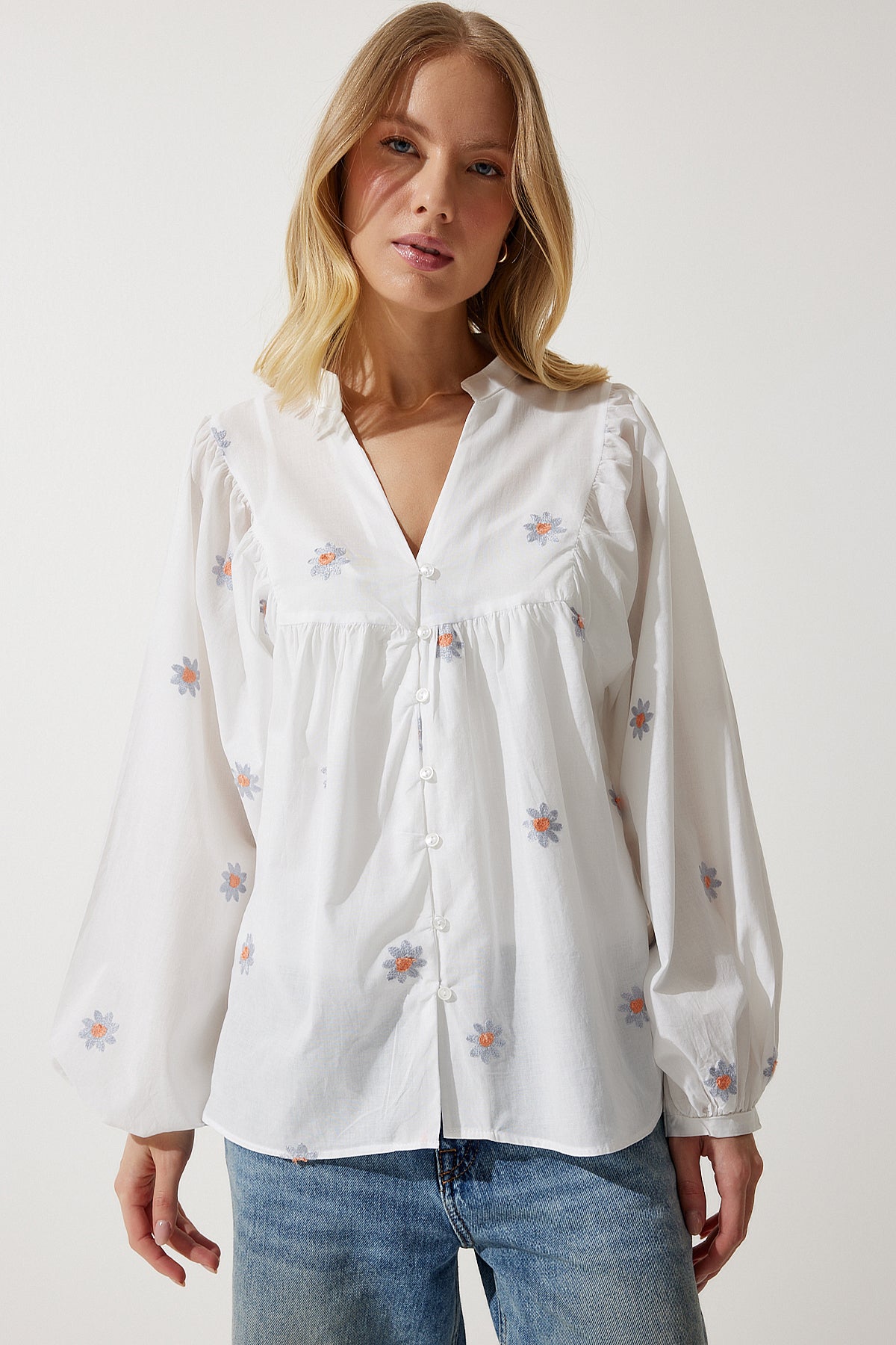 بلوزة Happiness İstanbul لون بيج فاتح