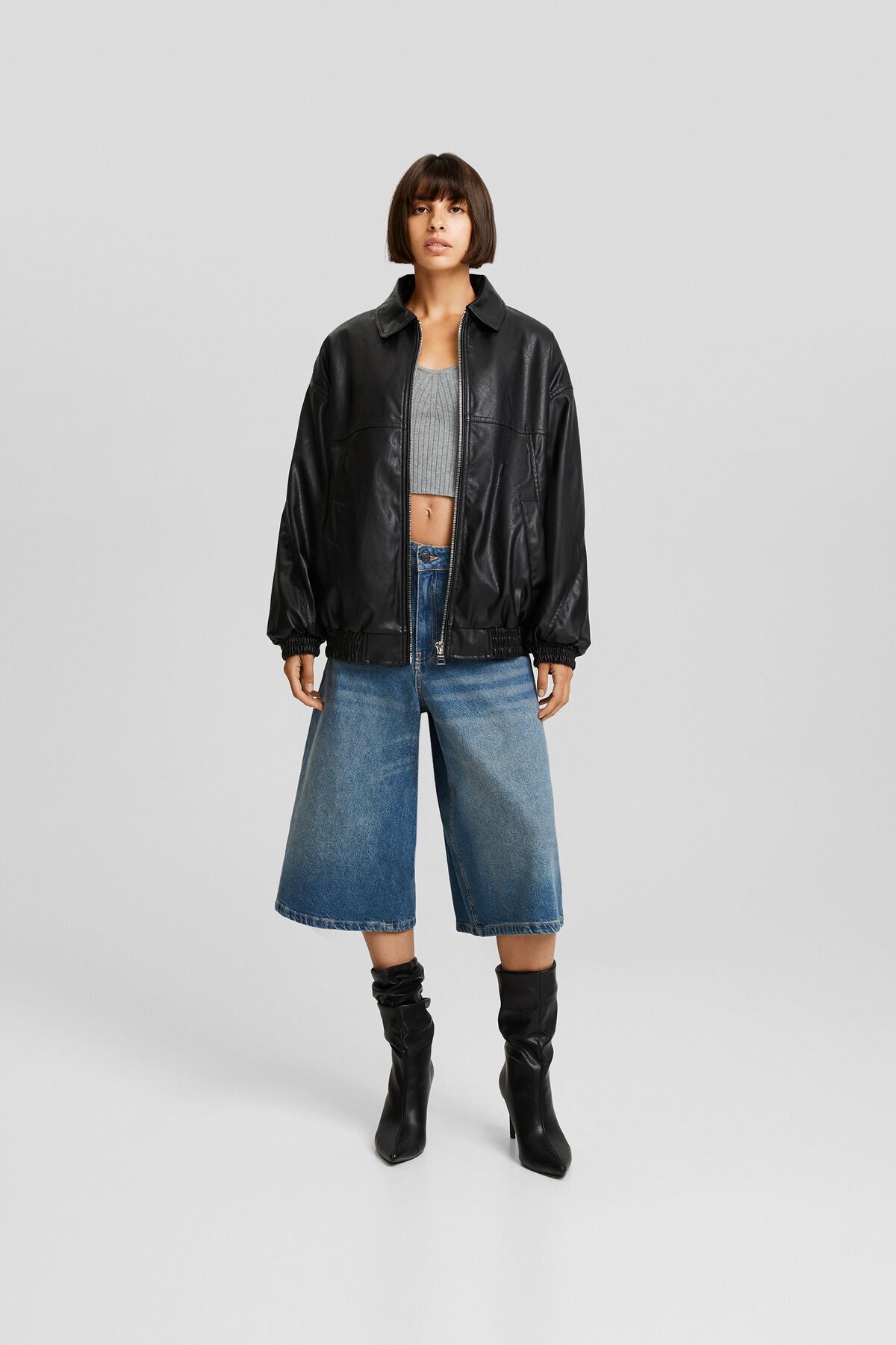 جاكيت Bershka لون أسود