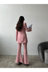 بدلة Female Clothing لون زهري