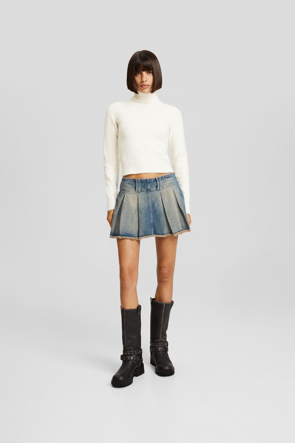 كنزة Bershka لون بيج