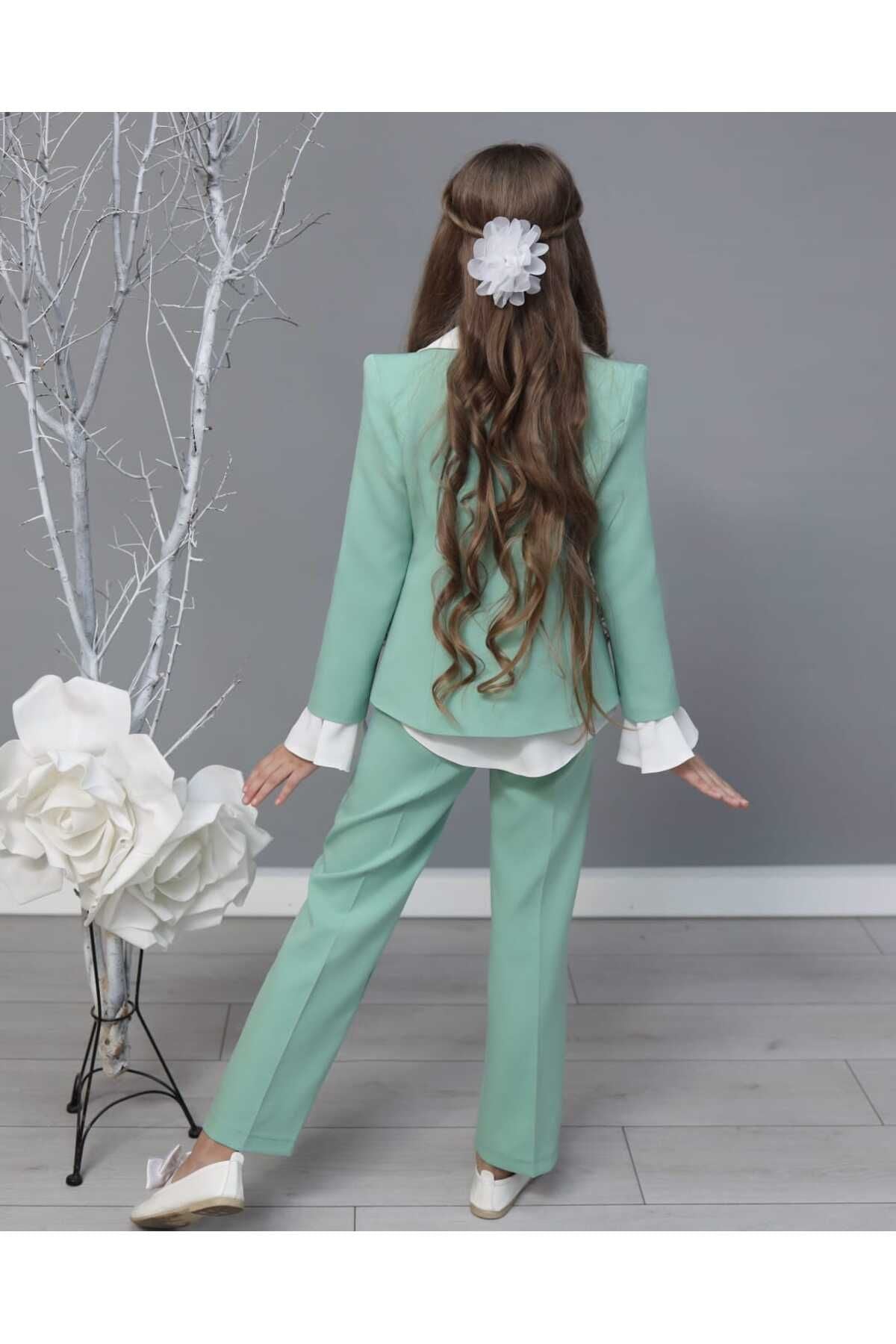 بدلة By Feyza Kids Collection لون أخضر