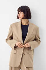 جاكيت Bershka لون بني