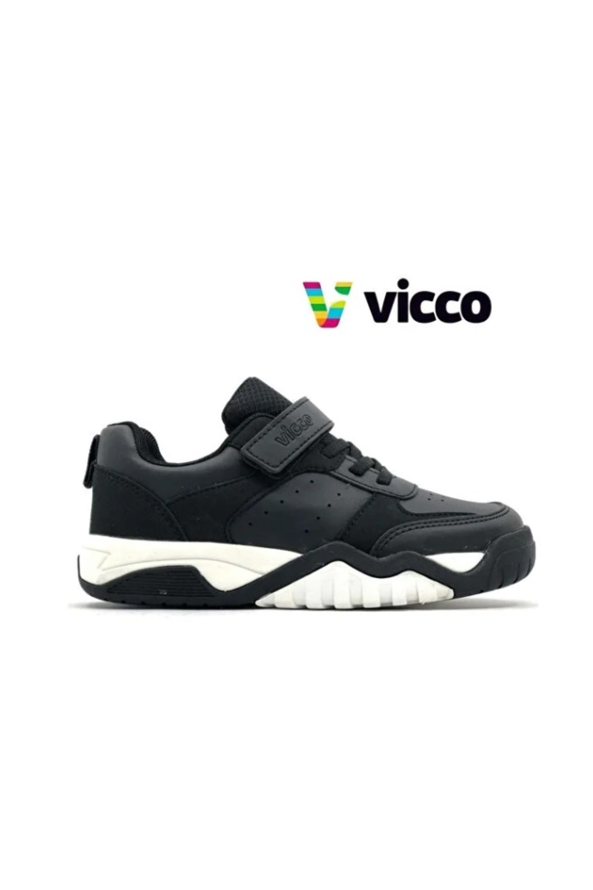 سنيكر Vicco لون أسود