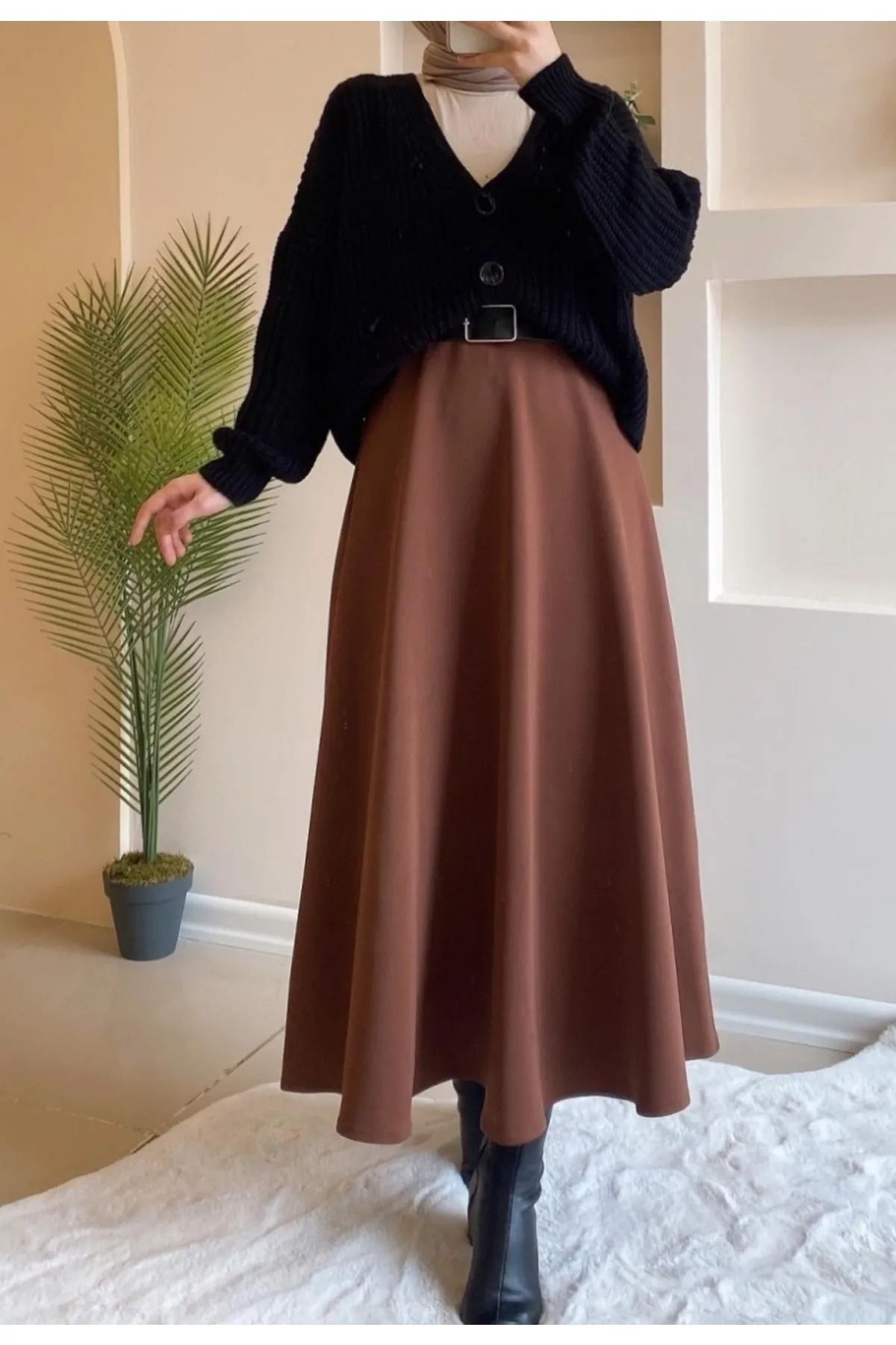 تنورة CNG MODA لون بني