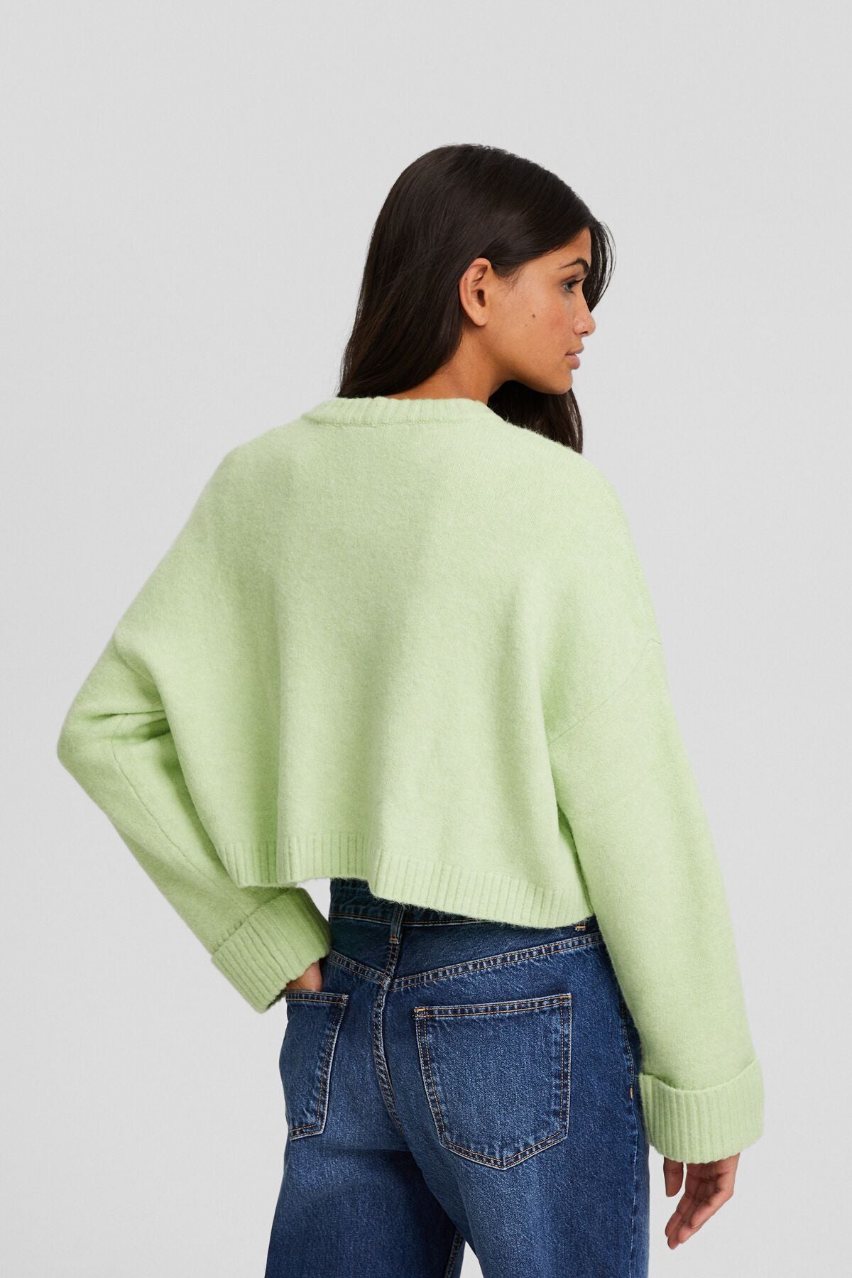 كنزة Bershka لون أخضر