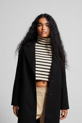 جاكيت Bershka لون أسود