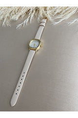 ساعة QUARTZ لون بيج
