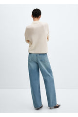 كنزة MANGO لون بيج فاتح