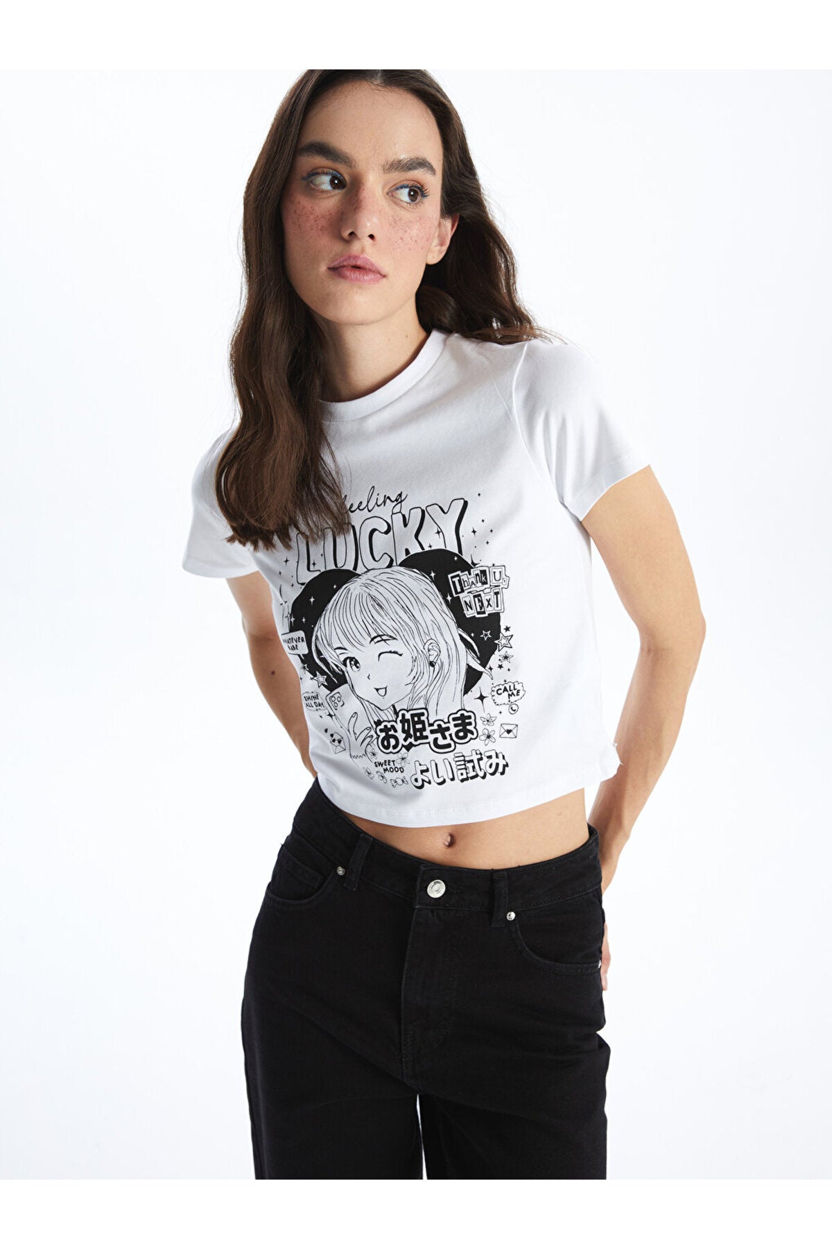 كنزة بدون أكمام LC Waikiki لون بيج فاتح