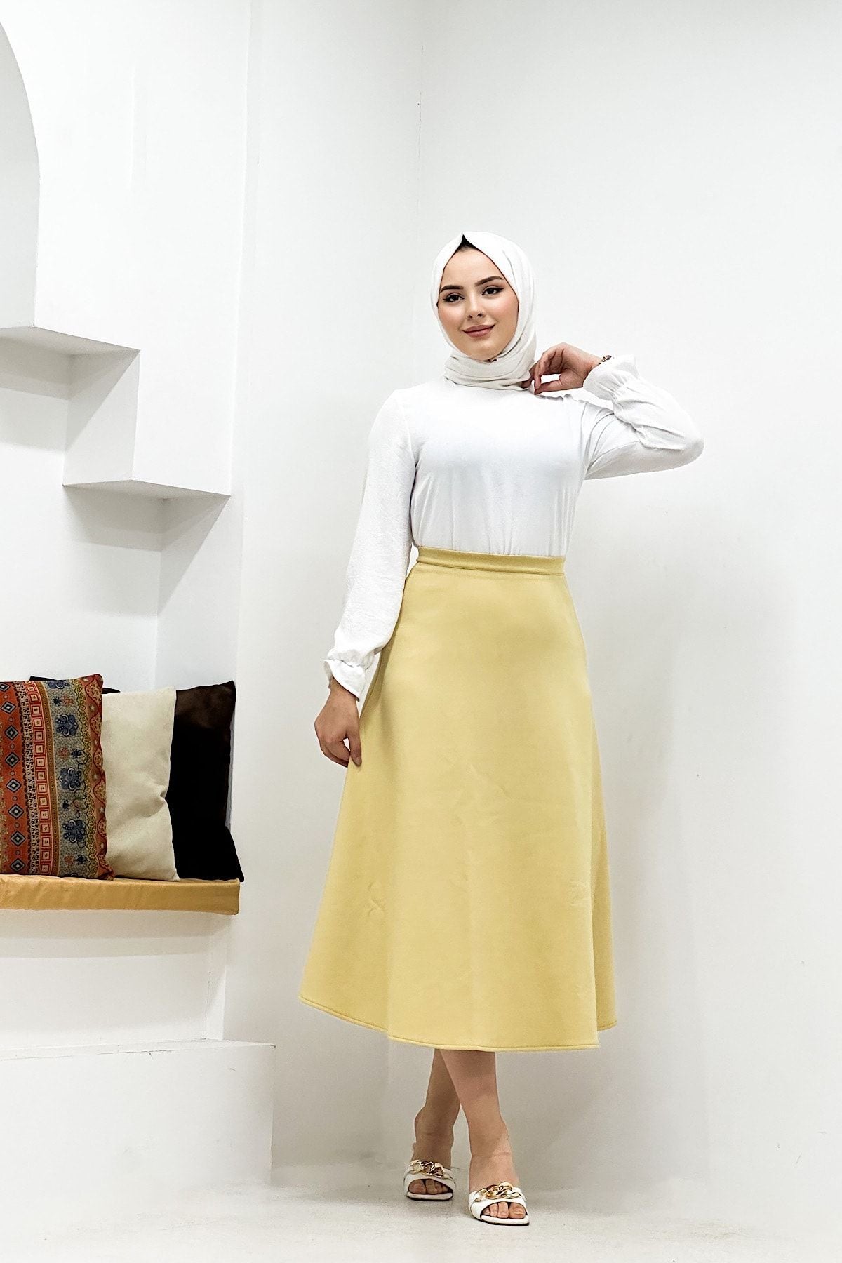 تنورة CNG MODA لون معدني