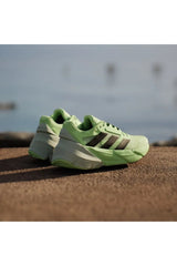 حذاء الجري adidas لون أخضر