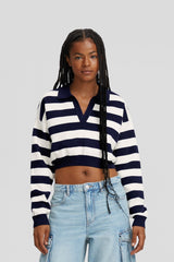 كنزة Bershka لون أزرق