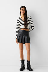 كنزة Bershka لون أسود
